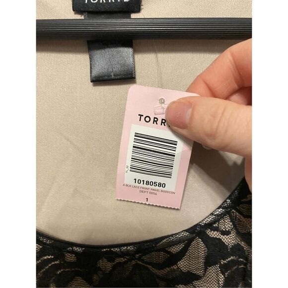 Torrid size 1 Plus NWT Black Lace front panel body on Sleeveless Dress - Picture 6 of 9